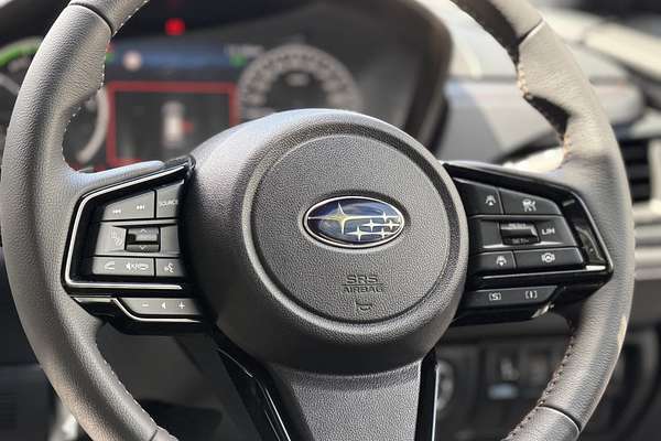 2025 Subaru Forester Hybrid Touring S6