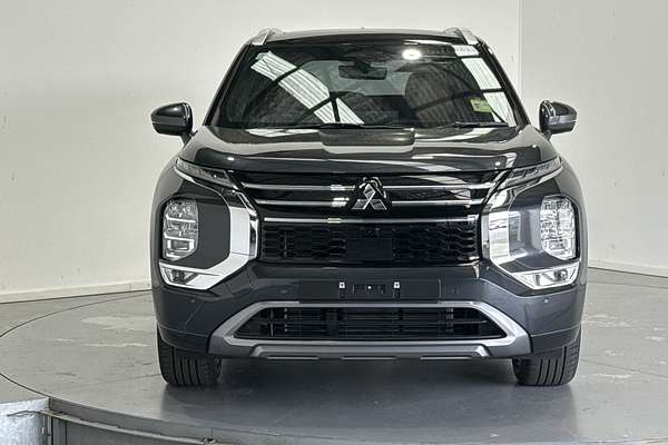 2025 Mitsubishi Outlander Exceed Tourer ZM
