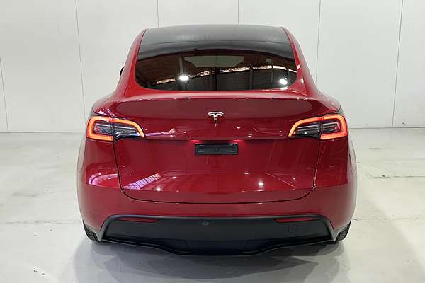 2022 Tesla Model Y Rear-Wheel Drive