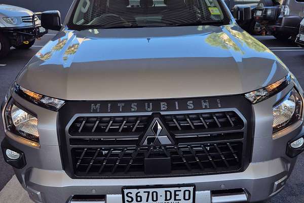 2024 Mitsubishi Triton GLX MV 4X4