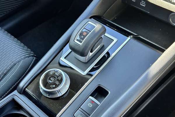 2022 Mitsubishi Outlander ES ZM