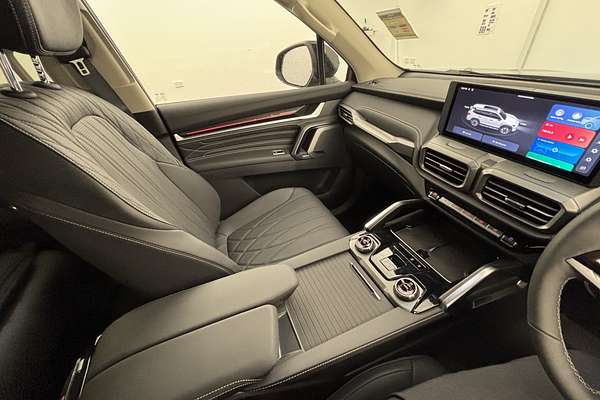 2025 LDV D90 Executive SV9A