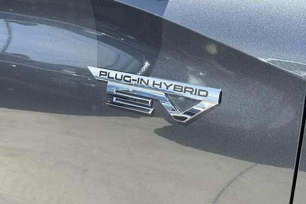 2025 Mitsubishi Outlander PHEV GSR ZM