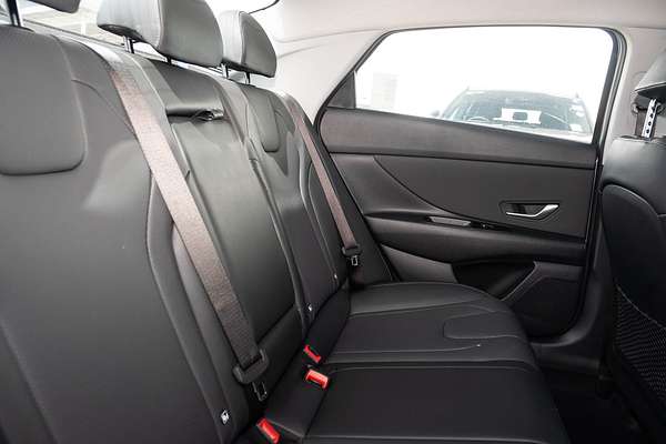2025 Hyundai i30 Elite Hybrid CN7.V2