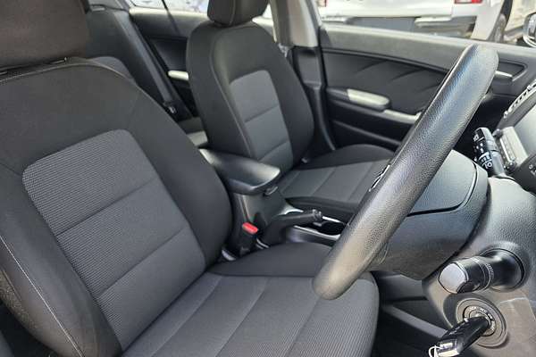 2017 Kia Cerato S YD