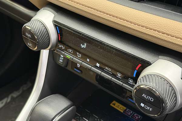 2024 Toyota RAV4 Cruiser AXAH54R