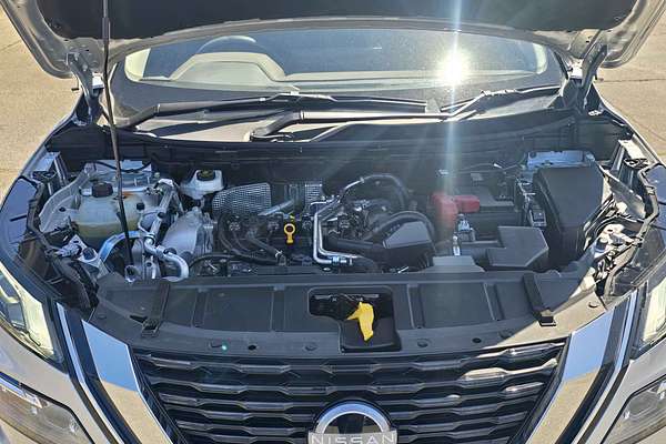 2024 Nissan X-TRAIL ST-L T33