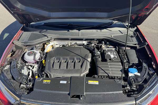 2025 Volkswagen T-Roc 140TSI R-Line D11