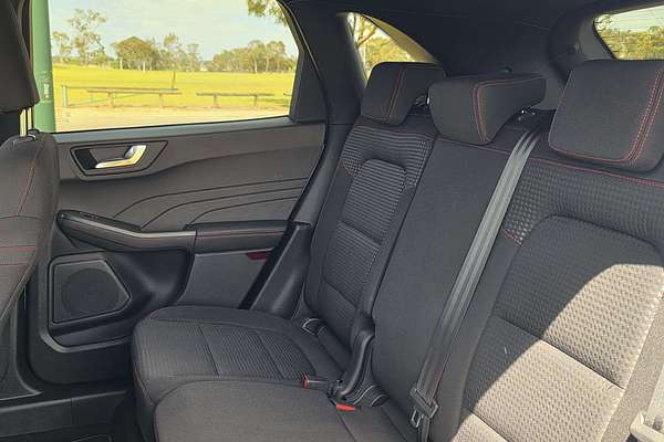 2022 Ford Escape ST-Line ZH
