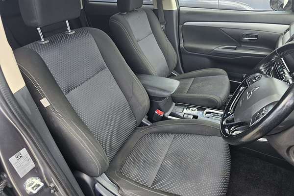 2016 Mitsubishi Outlander LS ZK