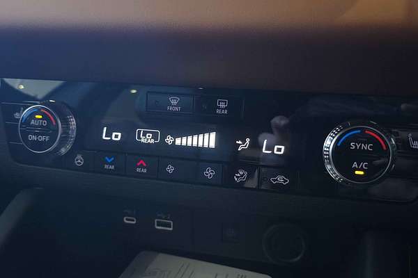 2024 Mitsubishi Outlander PHEV Exceed Tourer ZM