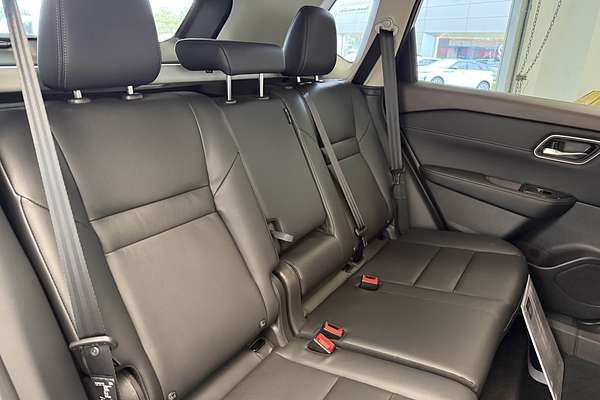 2025 Nissan X-TRAIL Ti T33