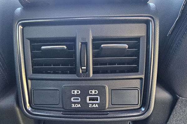 2025 Subaru Forester Hybrid Touring S6