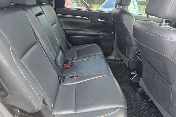 2014 Toyota Kluger Grande GSU55R