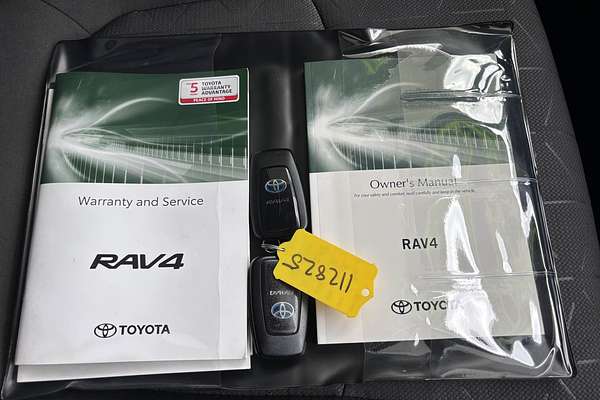 2020 Toyota RAV4 GXL AXAH52R