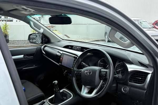 2023 Toyota Hilux SR5 GUN126R 4X4