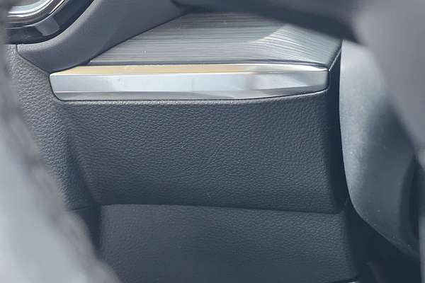 2025 Ford Everest Sport 2.0L