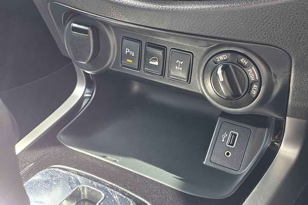 2019 Nissan Navara ST-X D23 Series 4 4X4