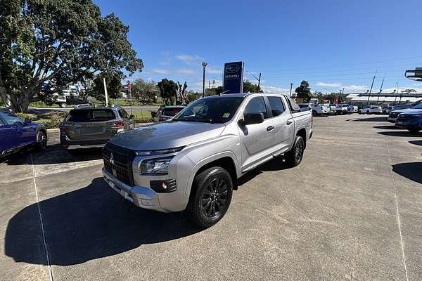 2025 Mitsubishi Triton GLX-R MV 4X4