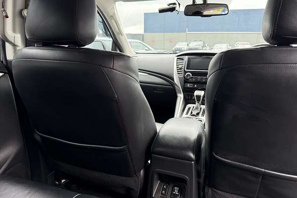 2018 Mitsubishi Pajero Sport Exceed QE