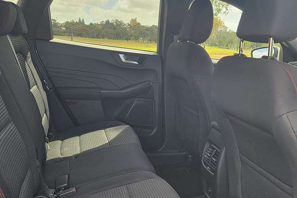 2022 Ford Escape ST-Line ZH