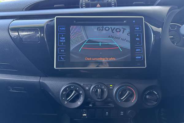 2016 Toyota Hilux SR GUN126R 4X4