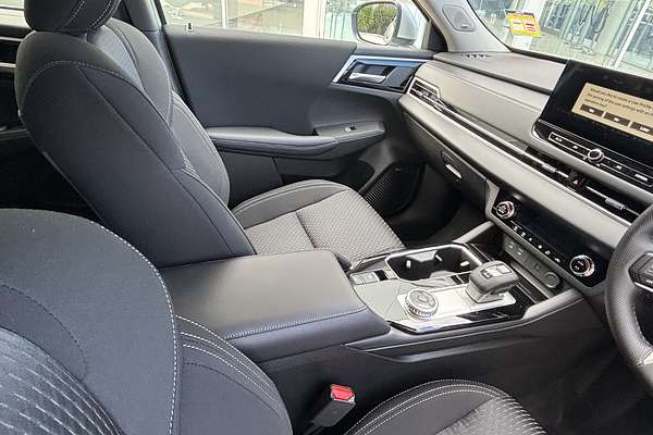 2025 Mitsubishi Outlander LS ZM