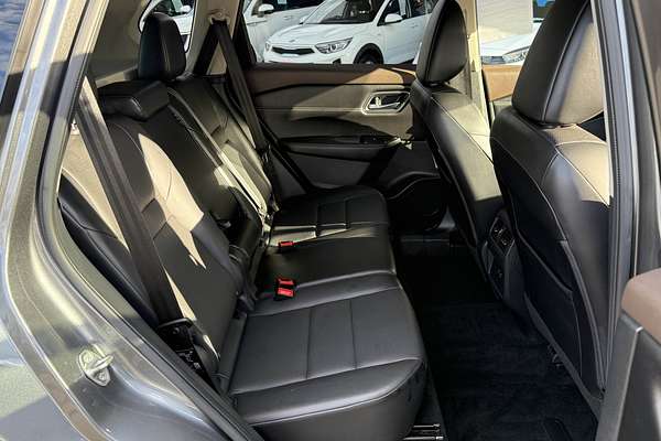 2022 Nissan X-TRAIL ST-L T33