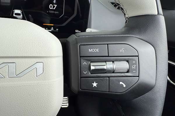 2025 Kia K4 GT-Line CL4m