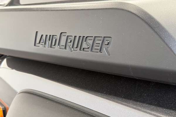 2025 Toyota LANDCRUISER 70 SERIES LC79 GXL + DIFF LOCKS VDJL79R 4X4