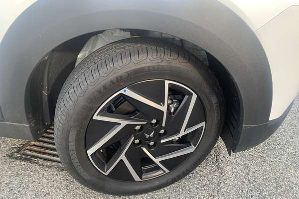 2025 Mahindra XUV3XO