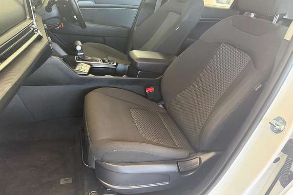 2024 Kia Sportage S NQ5