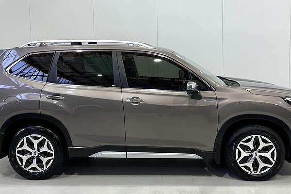 2022 Subaru Forester Hybrid L S5 4X4