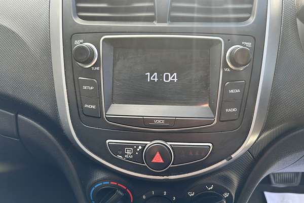 2016 Hyundai Accent Active RB4