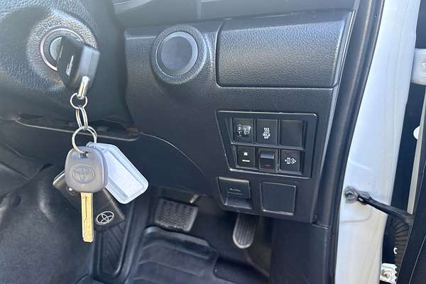 2022 Toyota Hilux SR GUN126R 4X4