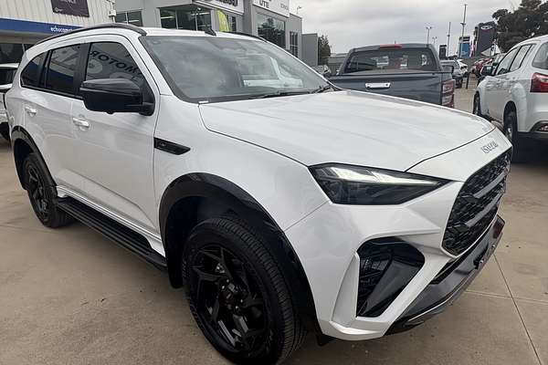 2025 Isuzu MU-X X-TERRAIN