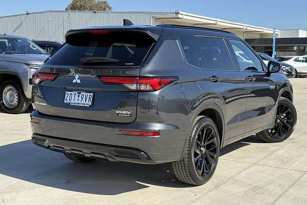 2025 Mitsubishi Outlander PHEV GSR ZM