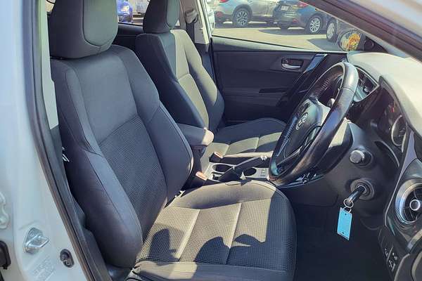 2016 Toyota Corolla Ascent Sport ZRE182R