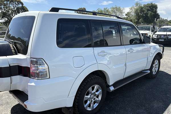 2021 Mitsubishi Pajero GLX NX