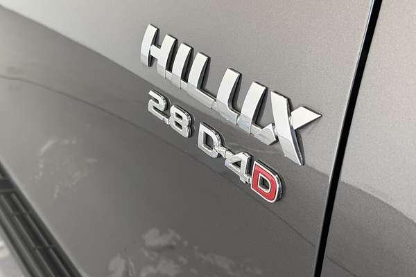 2019 Toyota Hilux SR5 GUN126R