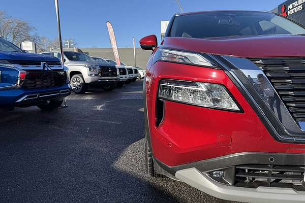 2022 Nissan X-TRAIL ST-L T33