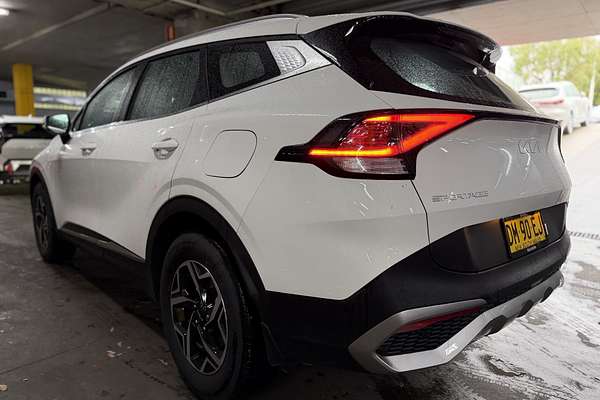 2024 Kia Sportage S NQ5