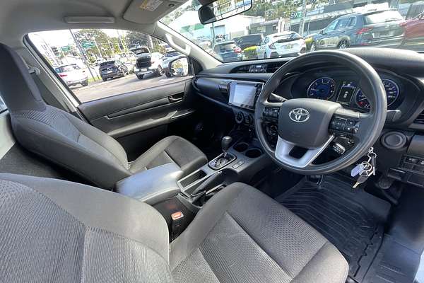 2019 Toyota Hilux SR GUN126R 4X4