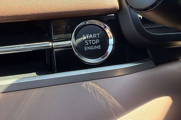 2025 Mitsubishi Outlander Exceed Tourer ZM