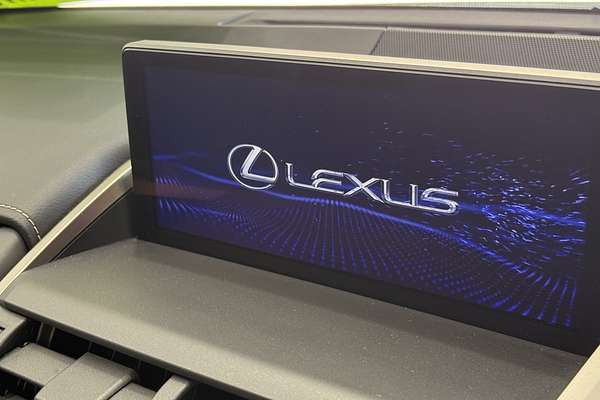 2019 Lexus NX LUXURY (FWD) AGZ10R