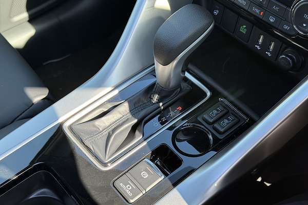 2025 Mitsubishi Eclipse Cross Exceed YB