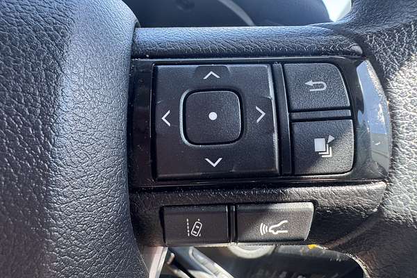 2024 Toyota Hilux SR GUN126R 4X4