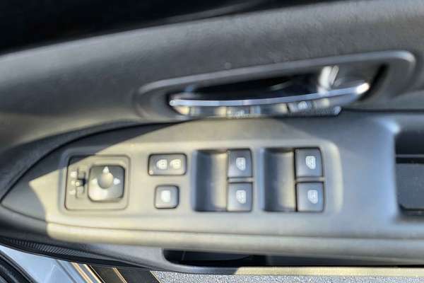 2018 Mitsubishi Outlander ES ZL