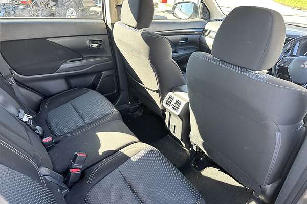 2019 Mitsubishi Outlander ES ZL