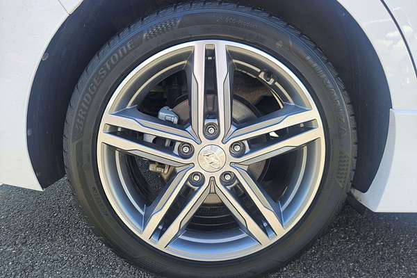 2017 Hyundai Elantra SR TURBO AD